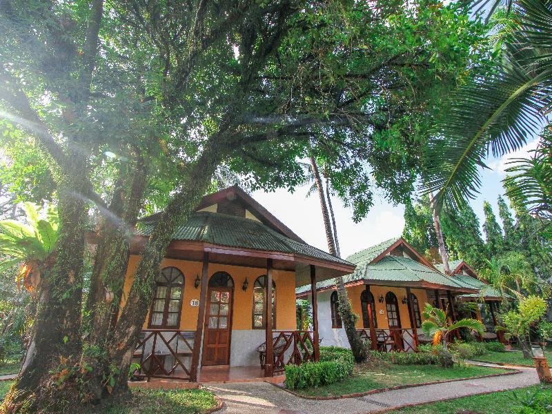 Eden & Phuket Station touristique