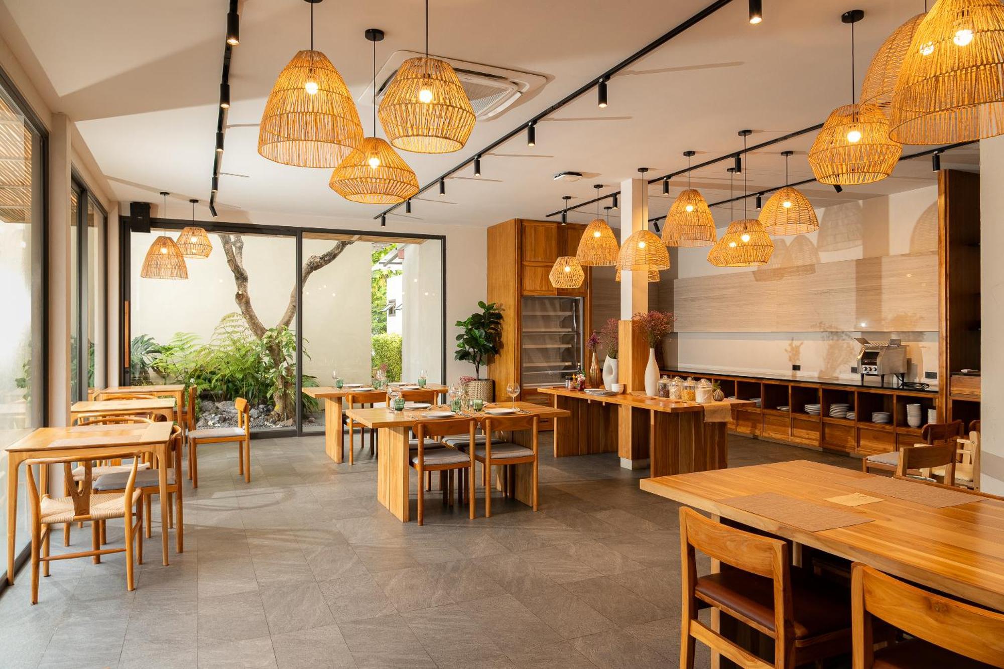 Eden & Phuket Station touristique 4*